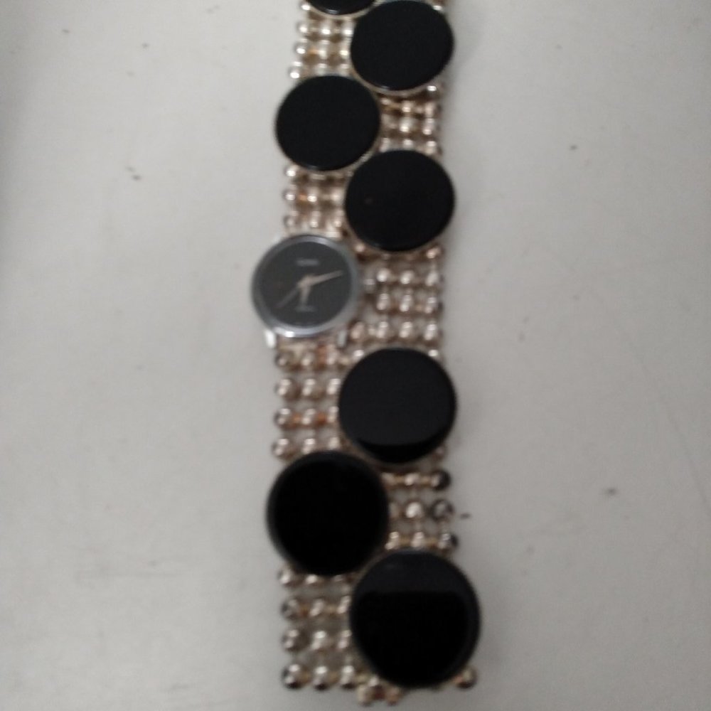 Vintage 1970s Handmade geometric wristwatch gold and black colors, metal chain